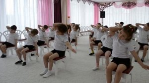 Утренняя гимнастика со стульчиками. Старшая группа "Теремок"