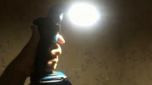 Аккумуляторный фонарь Makita DML801 с интернет магазина Макита - Ланд