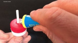 Самоделки для рыбалки\Поплавок из пробки\лайфхаки для рыбалки.