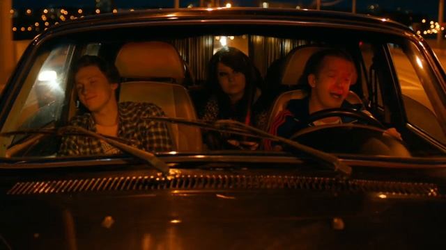 А я бы в Париже за своего сканал бы... смотреть онлайн