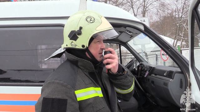 В Ясной Поляне состоялись пожарно-тактические учения смотреть онлайн