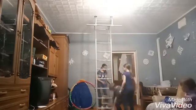 Челлендж По Буквам // Кто Победит? смотреть онлайн