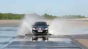 Где готовят водителей президента?