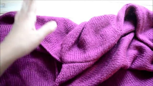 Джемпер спицами. Вяжем красивый джемпер с V образным вырезом и рукавами фонариками. смотреть онлайн