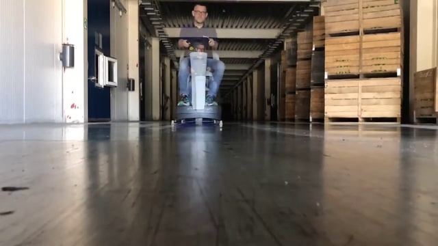 Nilfisk SC 2000 Поломоечная машина с сиденьем для оператора по цене средней поломоечной машины смотреть онлайн