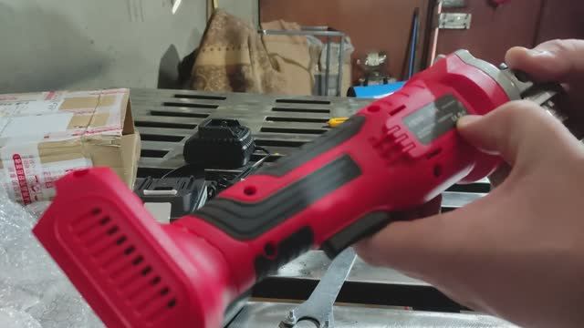 Китайская УШМ с АлиЭкспресс смотреть онлайн