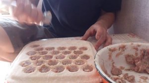 Дозатор фарша для пельменей