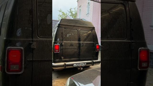 Dodge ram van желтые поворотники