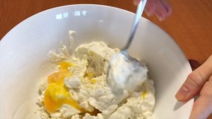 Творожный пирог со сливами / Сливовый пирог на творожном тесте без муки и сахара / Запеканка