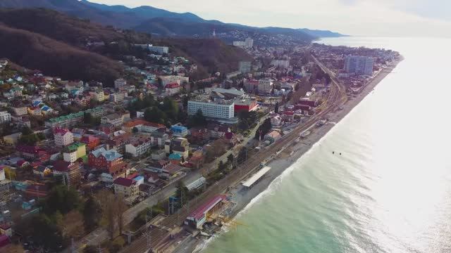 Лазаревское 11 декабря пляжи Свирский, Дельфин, Фламинго после сильного шторма.