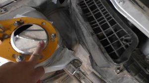 Lada Priora ремонт лонжеронов на стапеле.