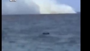 Самолет упал возле трассы. Жуткое видео