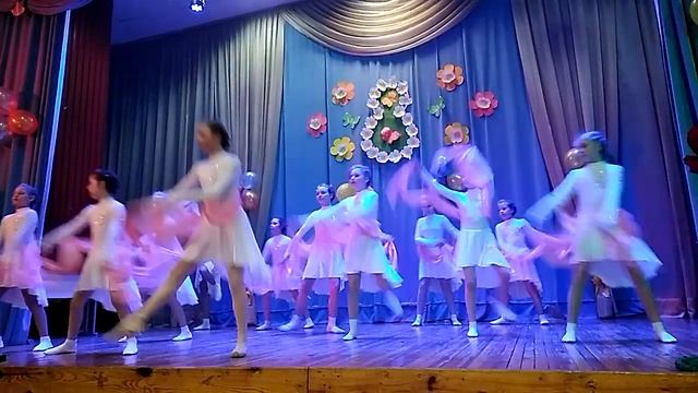 Танцевальная постановка "Ангелы"