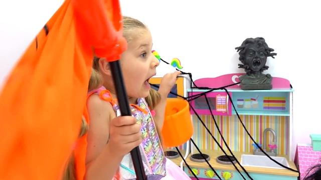 Diana and Roma Pretend Play Halloween Adventure