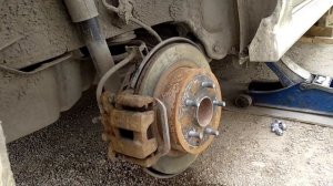 Обслуживаем тормоза Leaf ZE0 /Что общего у Лифа с внедорожниками Ниссан.