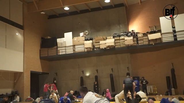 Sebastian Broshe - Pena choke смотреть онлайн