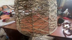 Сделала абажур из джутовых ниток. Проще простого!