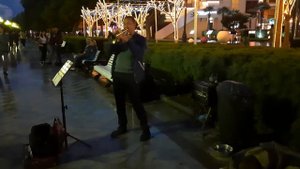 ЯЛТА/ТРУБАЧ ВИКТОР И МУХТАР/ НАБЕРЕЖНАЯ Виктор Малиновский