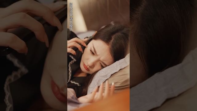 一口氣看完！為了躲避追殺躲進酒店，卻意外救下了被下藥的總裁，無奈只能恢復自己鄉下真千金的身份，沒想到剛好被那晚的總裁選中閃婚？！【閃婚豪門總裁夫人馬甲掉光了】#芙芙追剧#短剧推荐#短剧#熱劇#甜宠