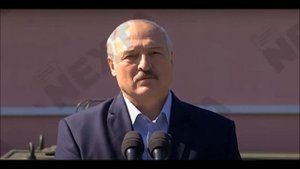 Лукашенко на МЗКТ. Застрелись офицер, позор, уходи - говорят работники предприятия