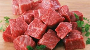 Свинина с овощами, тушеная в мультиварке