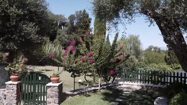 The Red Bougainvillea - Corfu Guest Houses смотреть онлайн