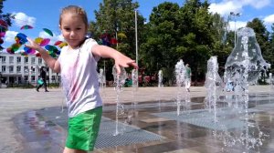 Купаемся в фонтане