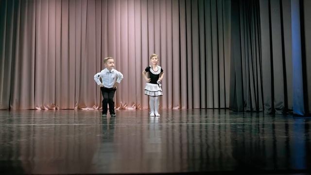 Holly Dolly смотреть онлайн