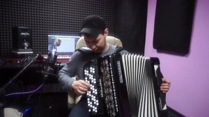 Как играть" Ягода малинка" на баяне( разбор)