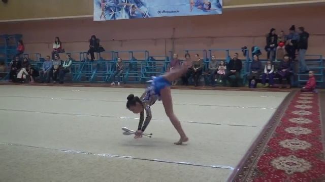 Маркина София, 2002, Рыбное, булавы, Юные грации, Ижевск, 20 12 2015 смотреть онлайн