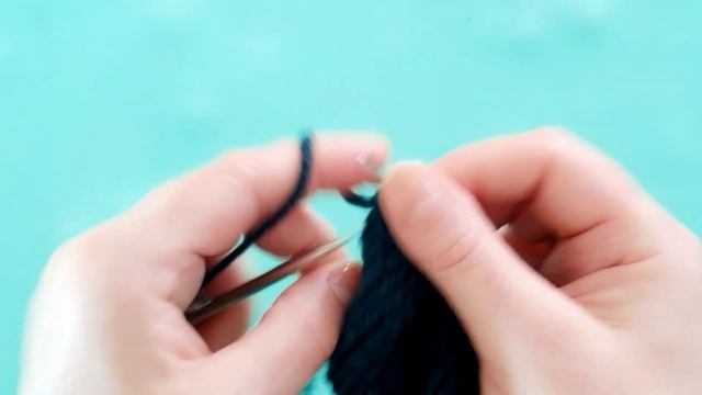 Вяжем головную повязку быстро! Спицами.. смотреть онлайн