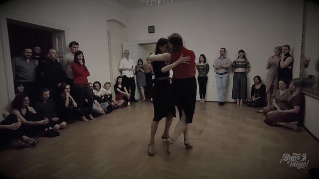 Anna Sieprawska & Gabriela Policht - girls' tango performance - Milonga Brava (1/3) смотреть онлайн