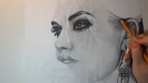 Рисование металла и воды простым карандашом - Drawing metal and wet face portrait