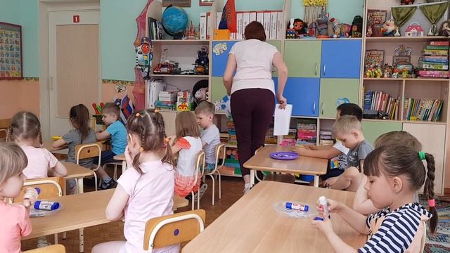 Занятие по математике в старшей группе: "Путешествие в страну математики с Незнайкой" смотреть онлайн