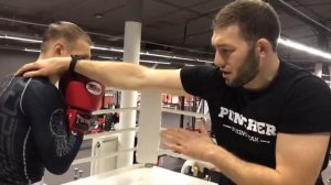 Уклон в атаке. Разбираем защиту в боксе.