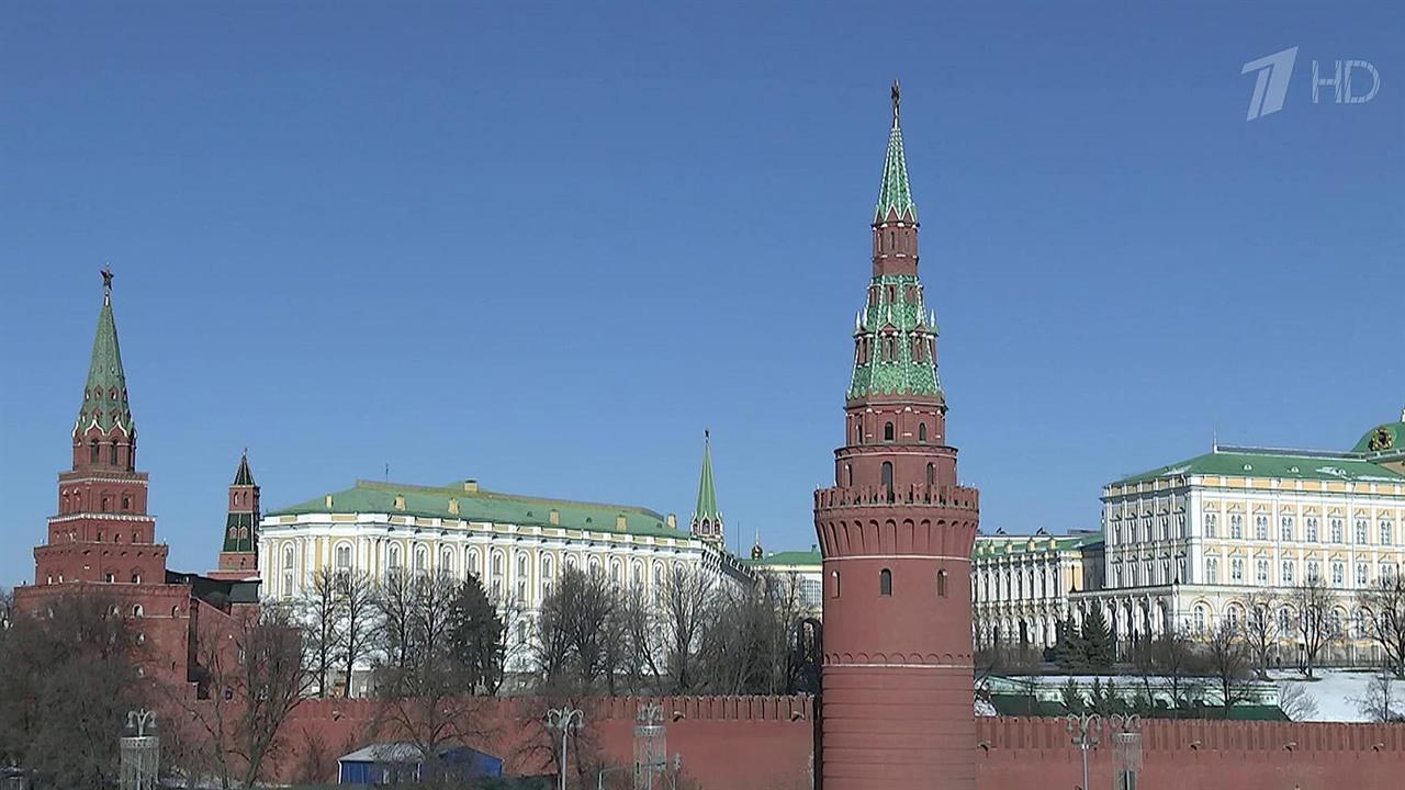 Владимир Путин проводит встречи, связанные с подготовкой послания Федеральному собранию