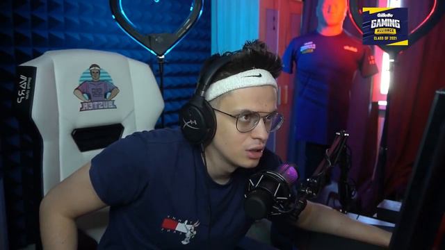 Конфликт Бустера и Эвелона смотреть онлайн