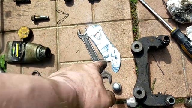 Подошла замена на правую сторону ,ставлю бюджетный за 1650р BK3913 B-RING. Много разных отзывов ... смотреть онлайн