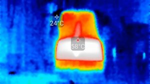 Закипание чайника на экране тепловизора Seek Thermal