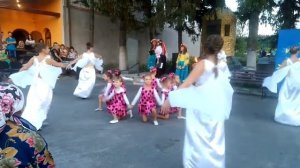 Танец на день села)