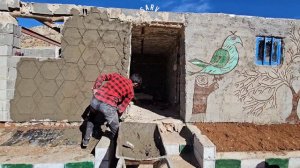🏠🏞️👨👩👧👦 "The process of building a shelter by a nomadic family: village and nomadic lifestyle