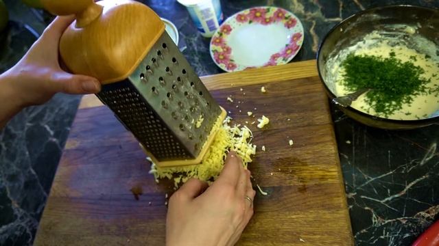 СЫРНАЯ ЛЕПЕШКА на сковороде за 20 минут. Невероятно вкусные ЛЕПЕШКИ с Сыром и Зеленью.