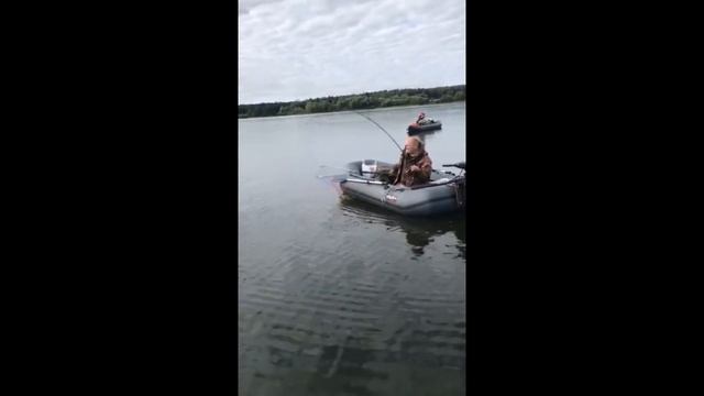 ТРОФЕЙНАЯ ЩУКА МОНСТР, в лодке , МНОГО МАТА (ПРОСТИТЕ)! смотреть онлайн