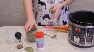 ТУШЁНЫЕ СВИНЫЕ ХРЯЩИКИ / ОЧЕНЬ ВКУСНО