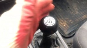 Как снять ручку переключения Коробки передач Hyundai Elantra