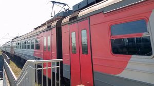 Электропоезд Байкал эд4м-0438 До станции Санкт-Петербург Прибывает на станции Ленинский Проспект