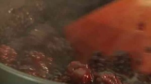 Рисовый пудинг с ягодным соусом