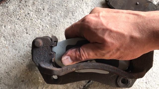 KIA CEE'D szokásos karbantartás olaj,fék stb alkatrészek cseréje смотреть онлайн