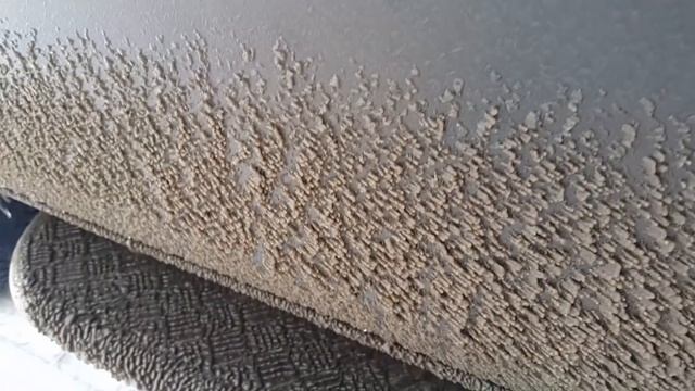 Почему лед на дверях авто так странно намерзает? смотреть онлайн