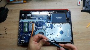 Как разобрать Lenovo V145-15AST, апгрейд, обслуживание